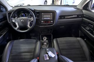 Mitsubishi Outlander 2.4 PHEV Kaiteki Auto 4WD