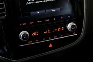 Mitsubishi Outlander 2.4 PHEV Kaiteki Auto 4WD