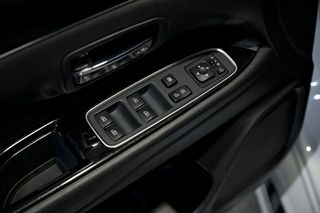 Mitsubishi Outlander   2.4 PHEV Kaiteki Auto 4WD