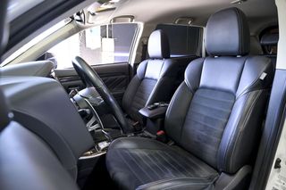 Mitsubishi Outlander   2.4 PHEV Kaiteki Auto 4WD