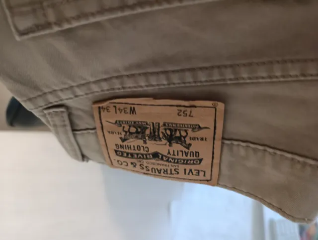 Pantalón Levi's 501 Beige talla 34-34