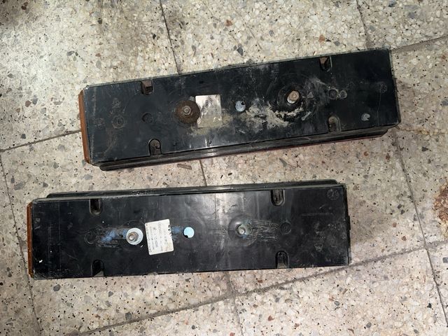 Piloti per camion/rimorchio (2 unità)