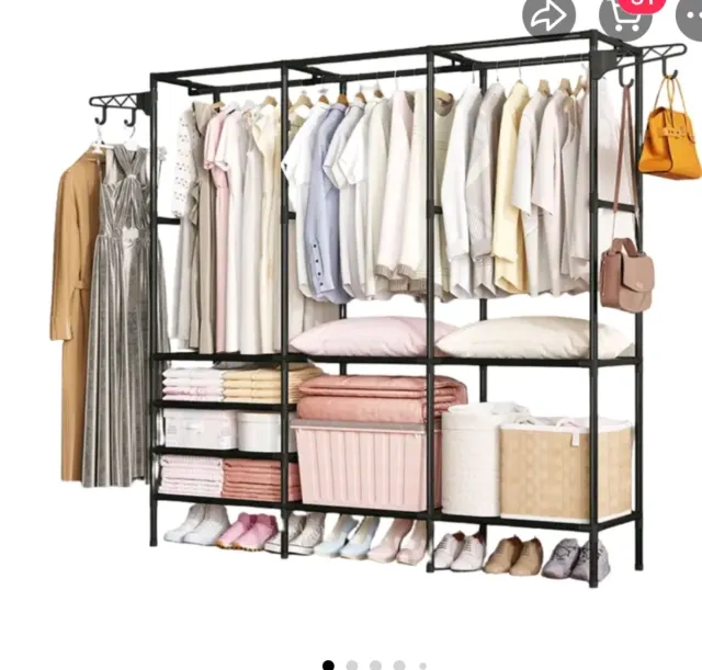 Estructura vestidor plástico muy duro y tela plást