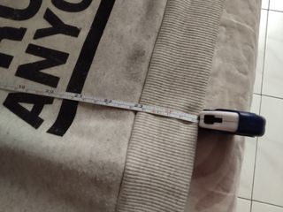 Sudadera gris Iluminati