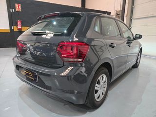 Volkswagen Polo con pocos kms.