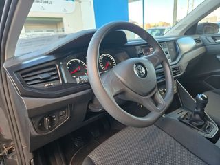 Volkswagen Polo con pocos kms.