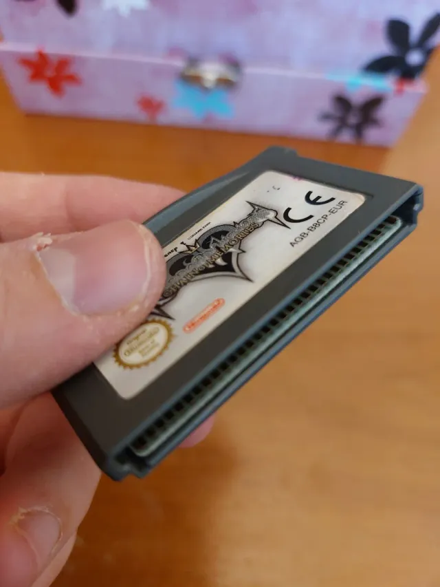 Cartucho do jogo Kingdom Hearts: Chain of Memories para Game Boy Advance