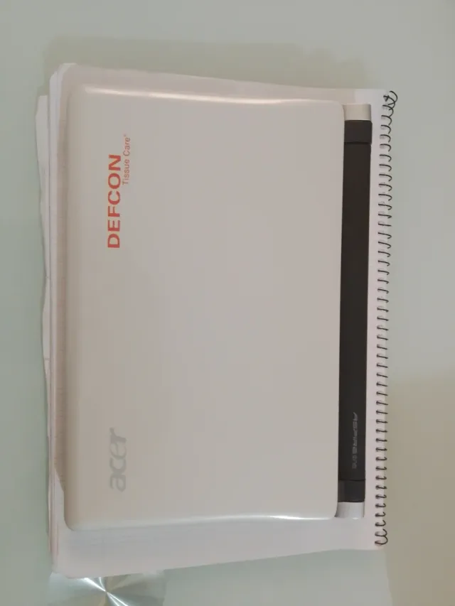 Mini portátil Acer Aspire One