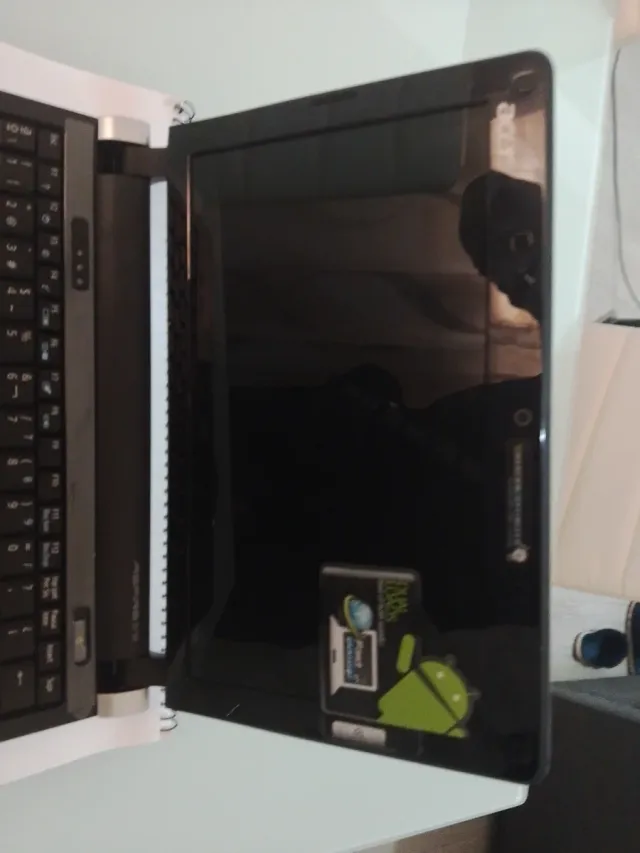 Mini portátil Acer Aspire One