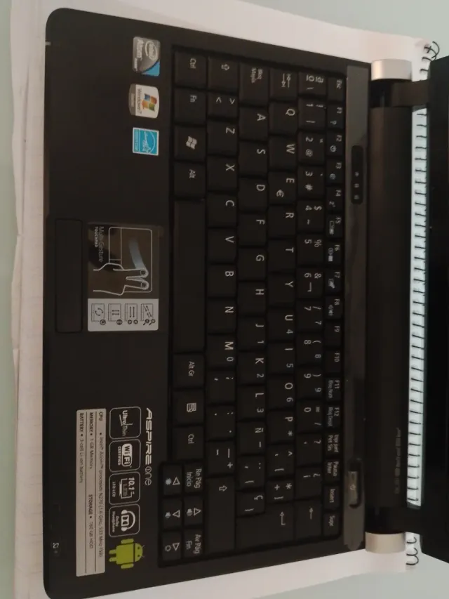 Mini portátil Acer Aspire One