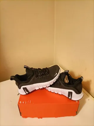 T36 Nike Free Metcon 6 Negras