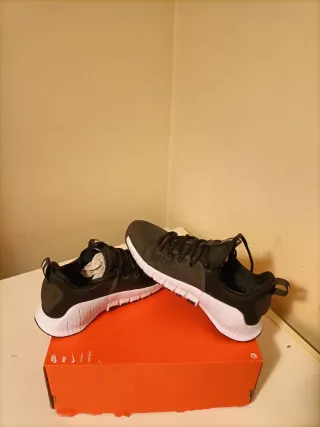T36 Nike Free Metcon 6 Negras
