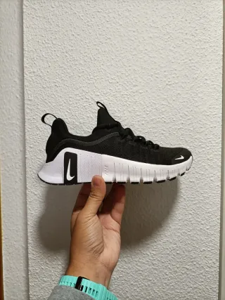 T36 Nike Free Metcon 6 Negras