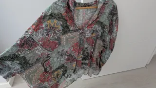 Blusa fluida estampada