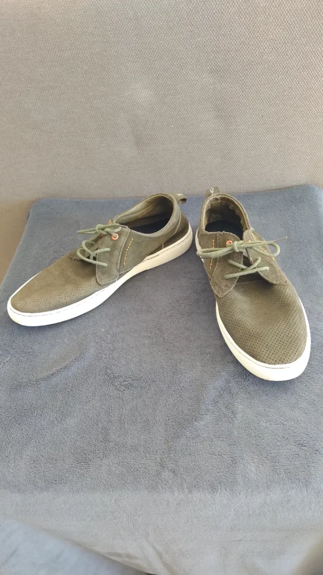 Sneakers Merohe, verde oliva, N° 44, forma stretta
