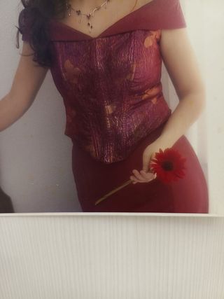 Vestido fiesta dos piezas fucsia con flores