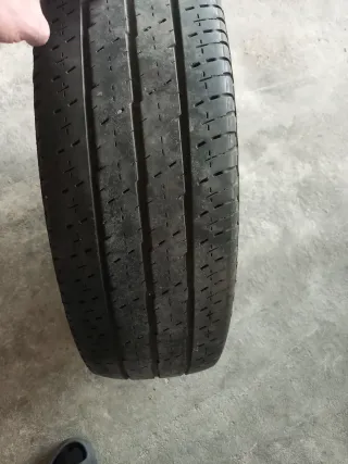 Neumático ford tranzit Continental 215/75 R 16 C