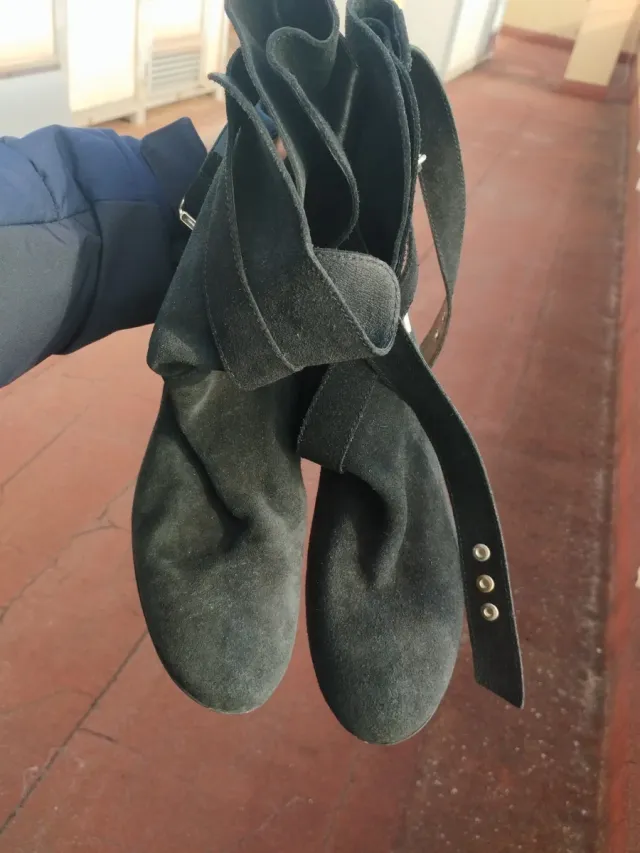 Botines tacón negros talla 41