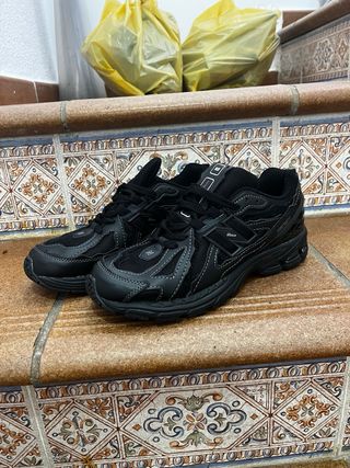 Zapatillas New Balance Negras