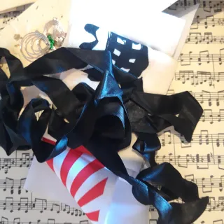 Scatola souvenir giapponesi con bacchette