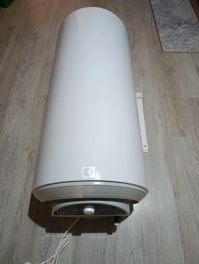 Calentador de agua eléctrico blanco equation 150l