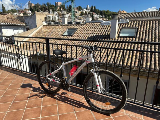 Bicicleta Rockrider ST 100 + Accesorios