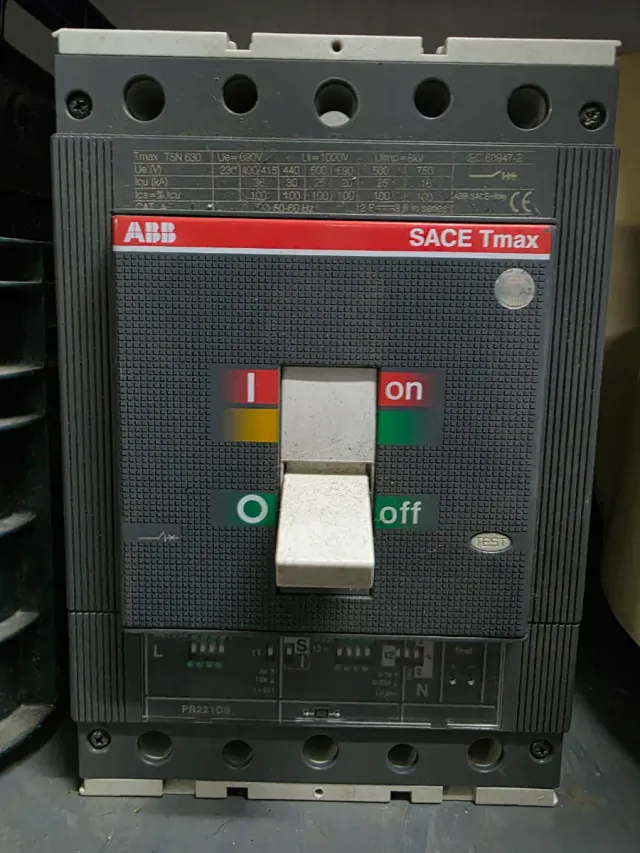 Interruptor ABB SACE Tmax 630A