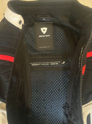 Chaqueta Moto REV'IT + Protecciones + Guantes