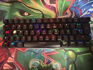 Teclado Kluster Cable y Bluetooth Negro