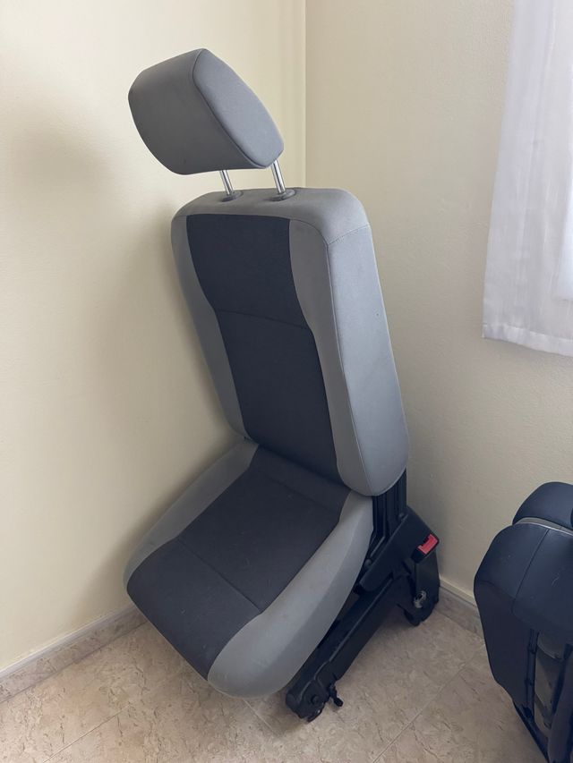 Asiento Individual VW Caravelle