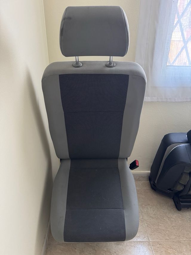 Asiento Individual VW Caravelle