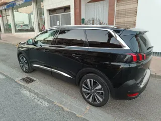 Peugeot 5008 2019