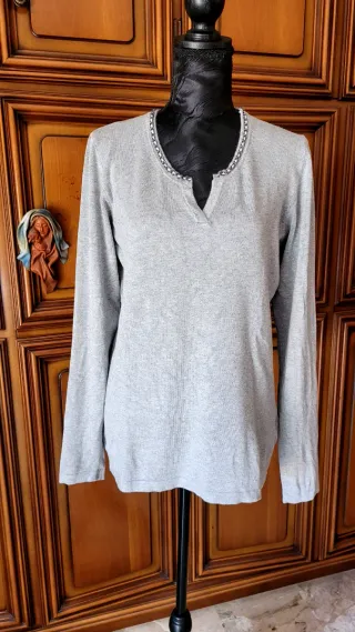 Maglia Dorabella grigia con dettagli