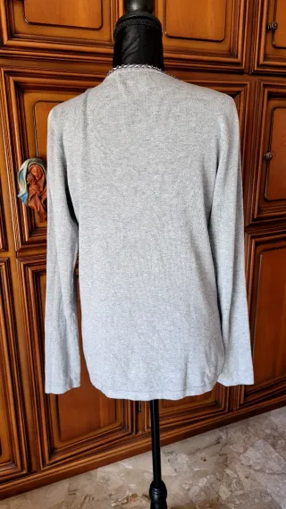 Maglia Dorabella grigia con dettagli