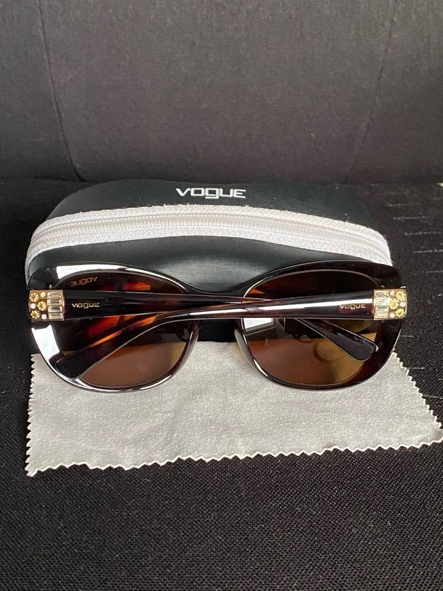 Gafas de sol Vogue mujer marrones