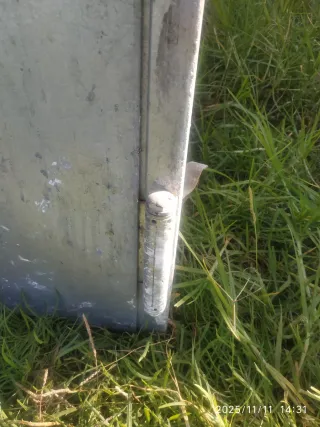 Puerta trastero metálica