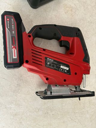 Sierra Caladora Einhell + Batería y Cargador