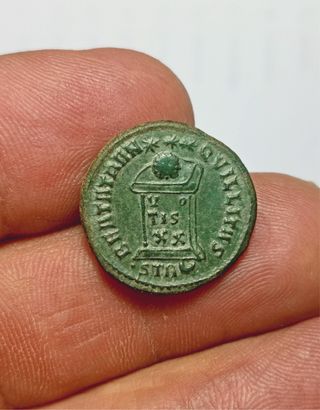 Moneda Romana Follis Constantino
