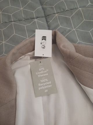 Chaqueta blazer H&M beige talla L nueva
