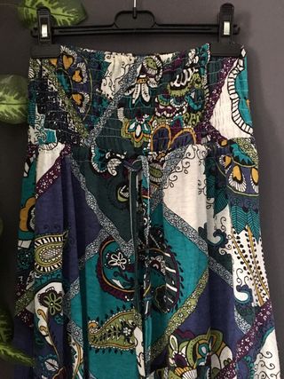 Vestido largo estampado boho y fular