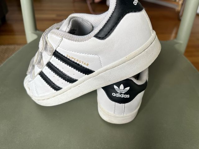 Zapatillas Adidas Superstar Niños Velcro Blancas