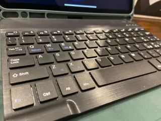 Apple iPad Air (5th Generation) Space Grey 64GB Wi