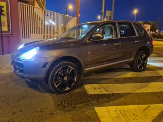 Porsche Cayenne v6