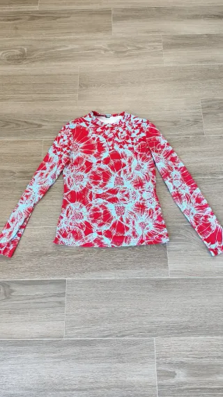 Camiseta estampada floral manga larga