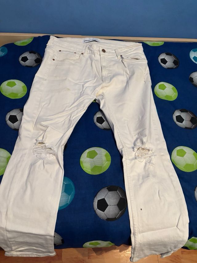 Vaqueros rotos Inditex