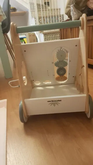 Andador de madera Verbaudet con frenos