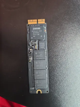Disco Duro Apple SSD Samsung 256GB NVMe M.2