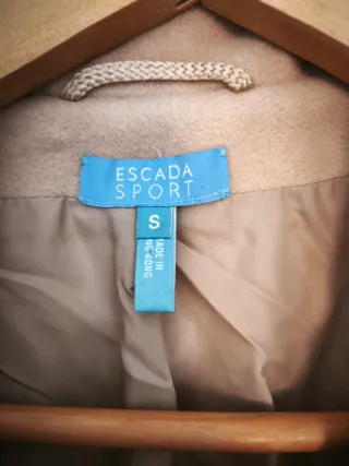 Abrigo Escada Lana Virgen Beige