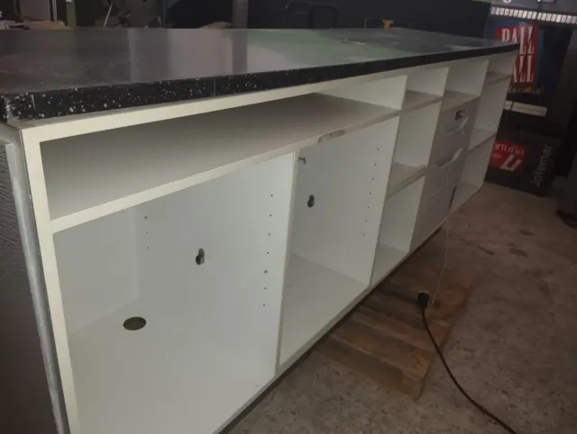 Mostrador 260cm con luces LED