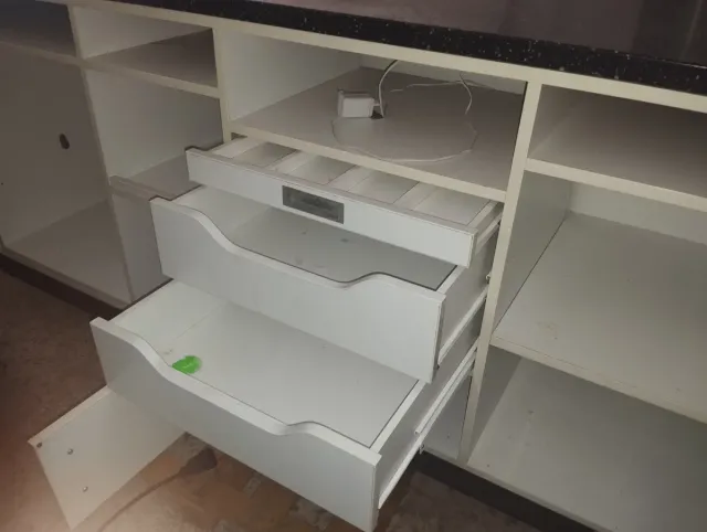 Mostrador 260cm con luces LED